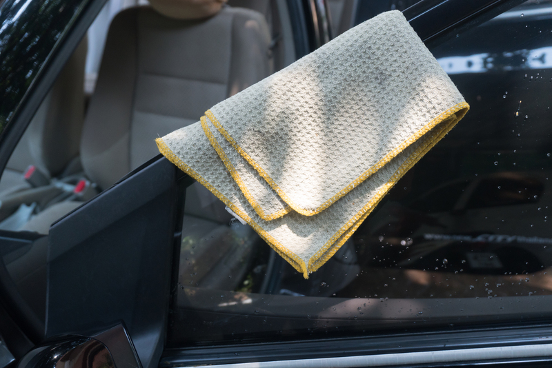 upholstery cleaners Deep cleaning